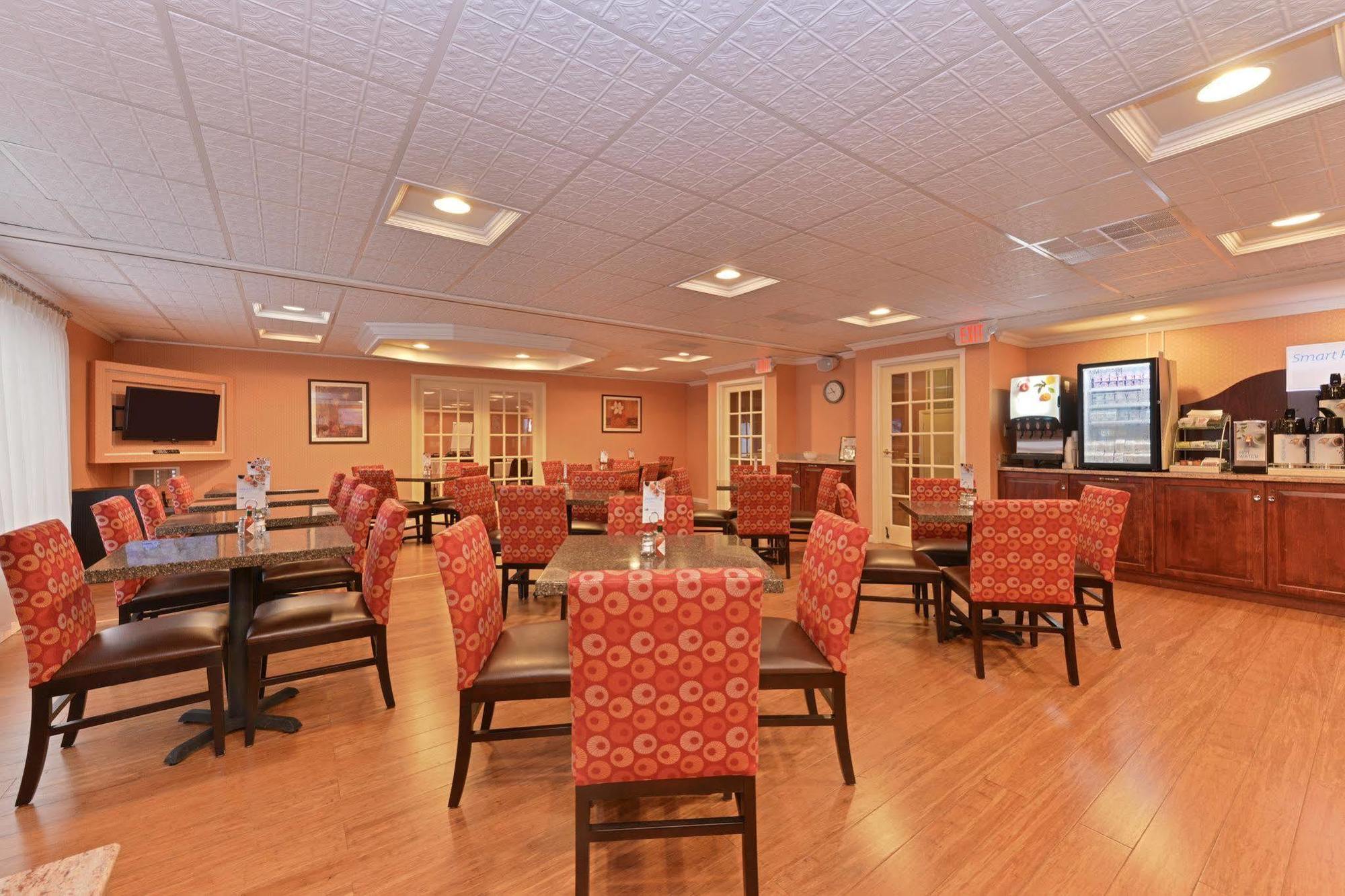 Holiday Inn Express Harrisburg Sw - Mechanicsburg By Ihg Exterior photo